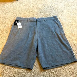 NWT Hang Ten Men’s Hybrid Walk short, Gray, Size 36
